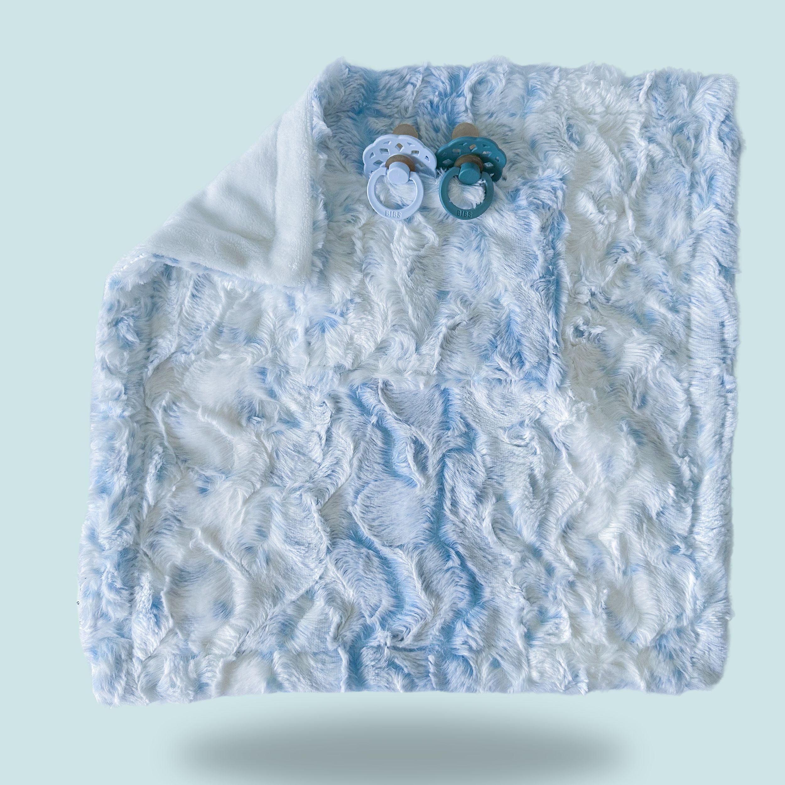 MINI LUNA PLUSH LUXIE POCKET BLANKETS - CLOUD