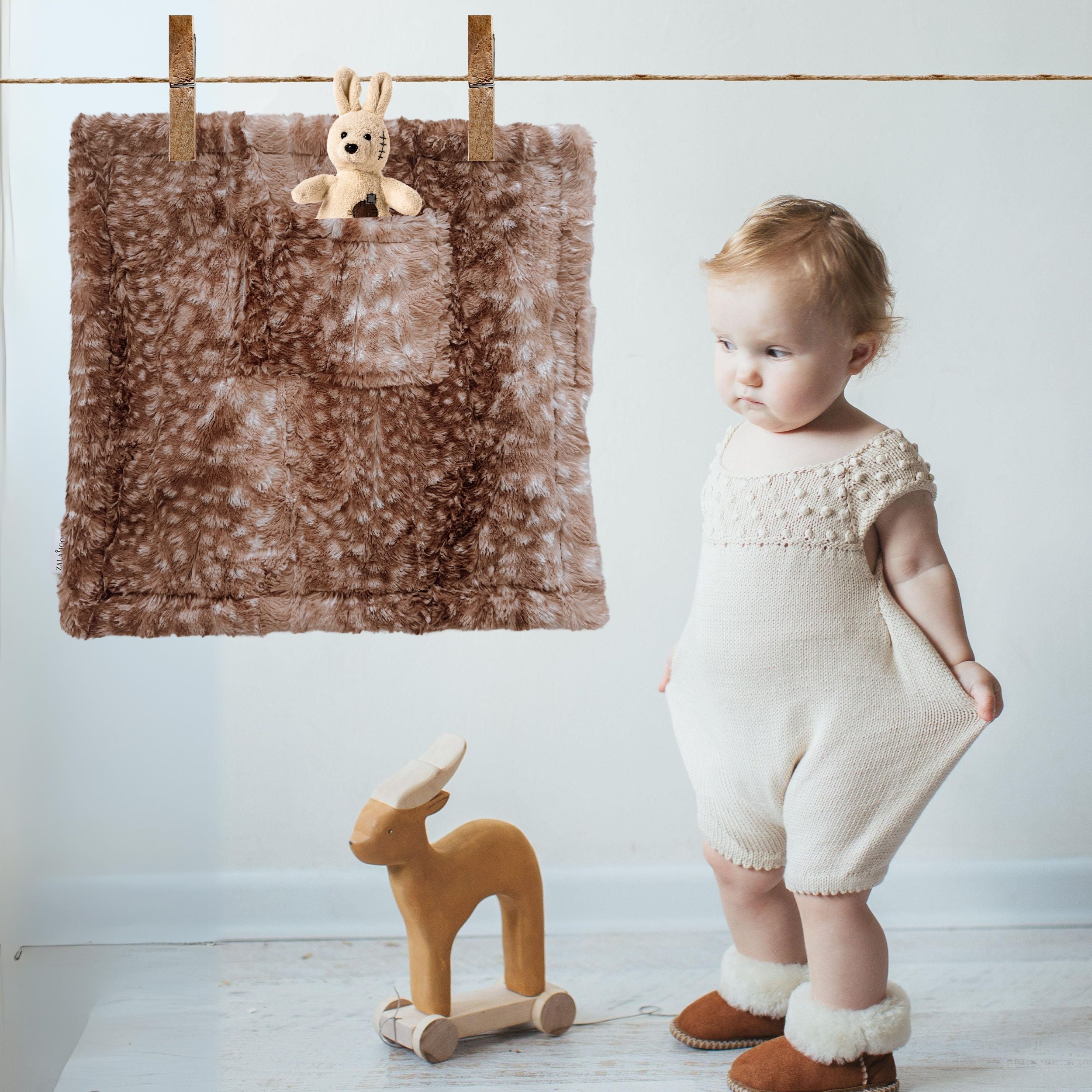 MINI LUNA PLUSH LUXIE POCKET BLANKETS - FAWN