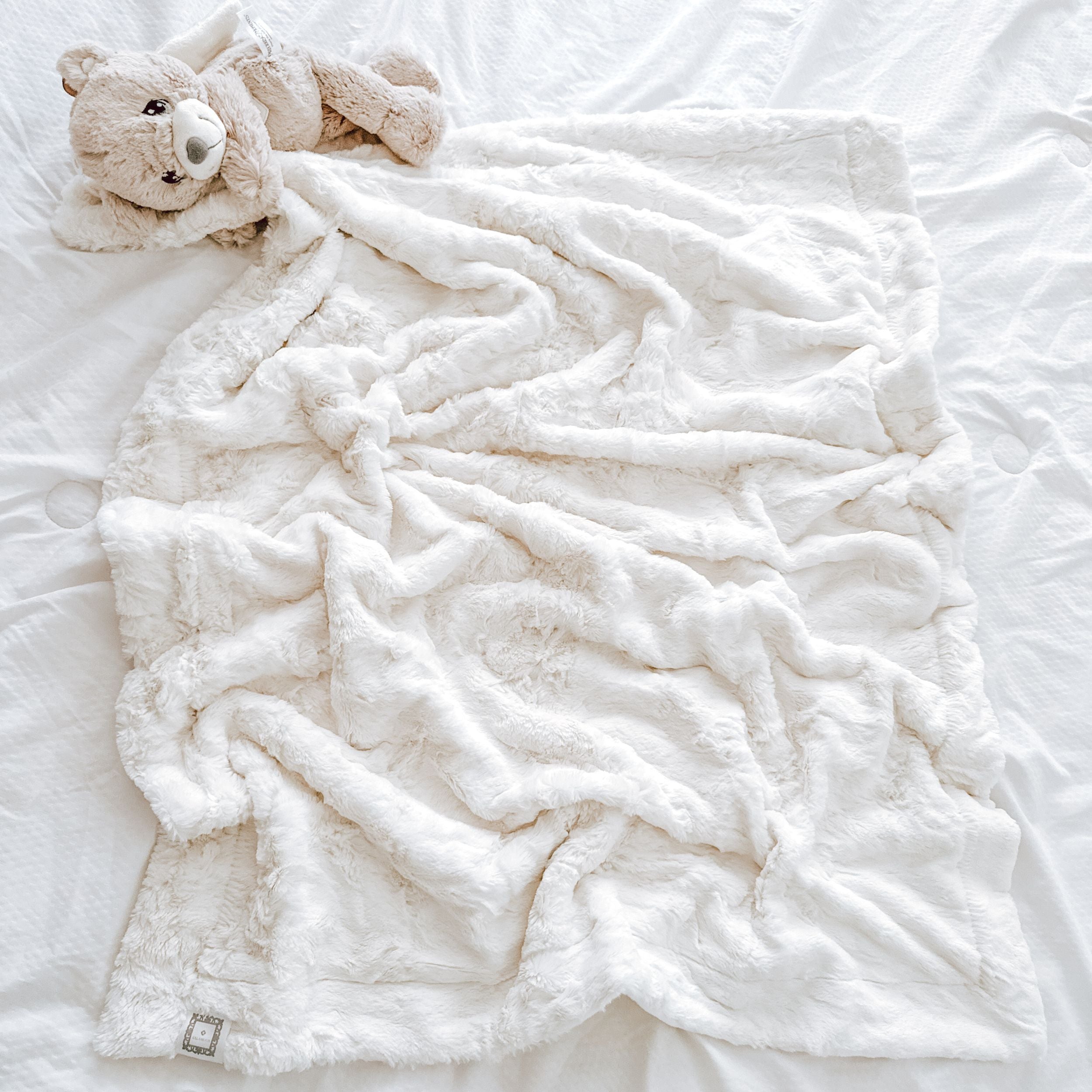 LUNA PLUSH LUXIE KIDS BLANKETS - IVORY