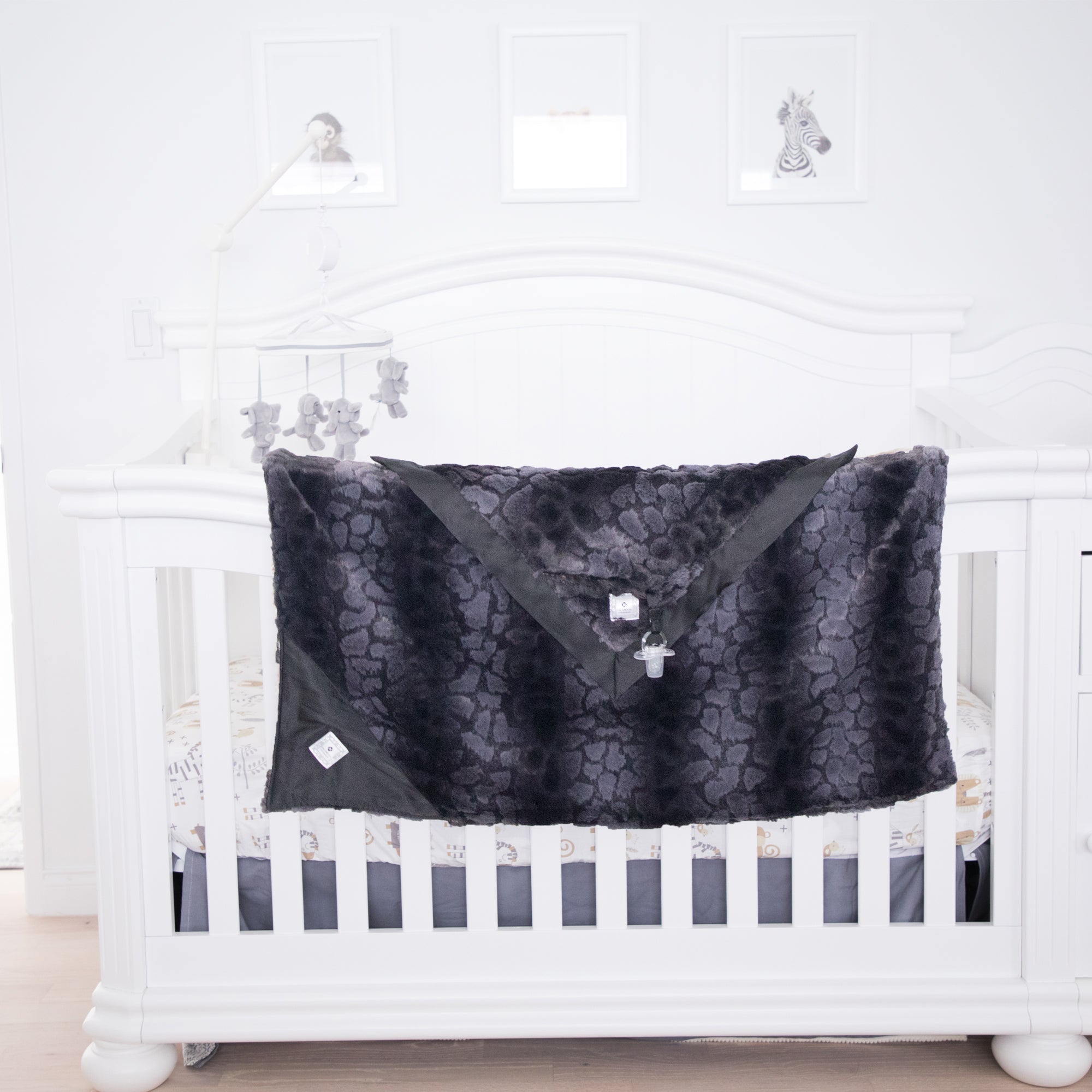 STROLLET MIDNIGHT JAGUAR - zalamoon.com
